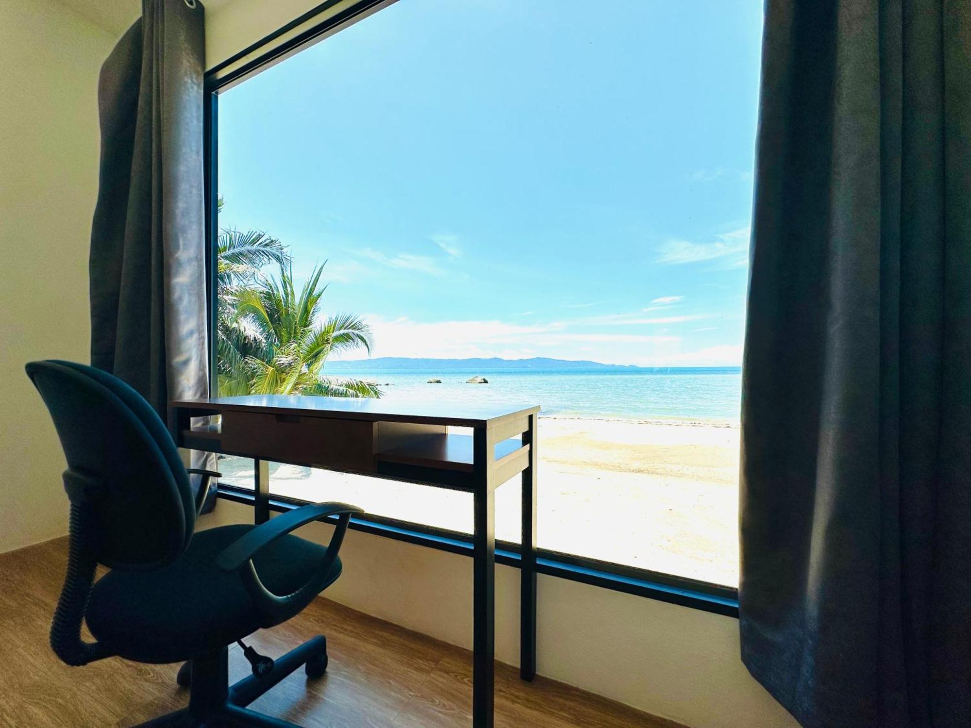 The Scenery Beach Resort Baan Khai Exterior foto