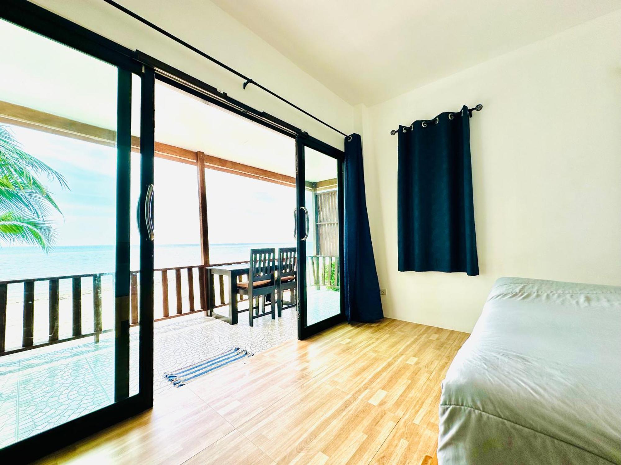 The Scenery Beach Resort Baan Khai Exterior foto